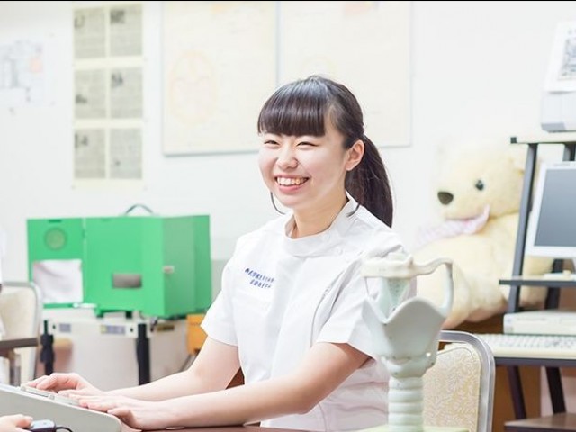西武学園医学技術専門学校 東京池袋校の夜の学校説明会【言語聴覚学科】